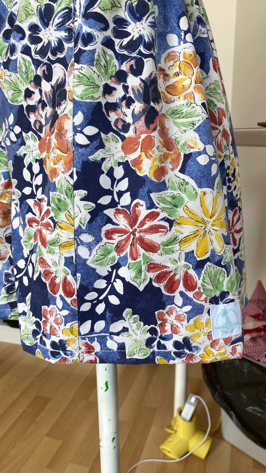 Ensemble short • T. M  • ensemble coloré fleuris