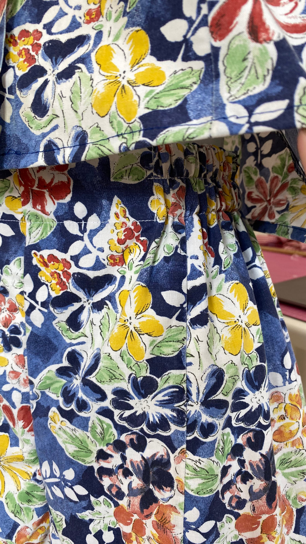 Ensemble short • T. M  • ensemble coloré fleuris