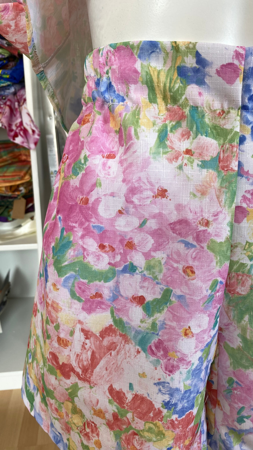 Ensemble short • T. L • ensemble coloré fleuris