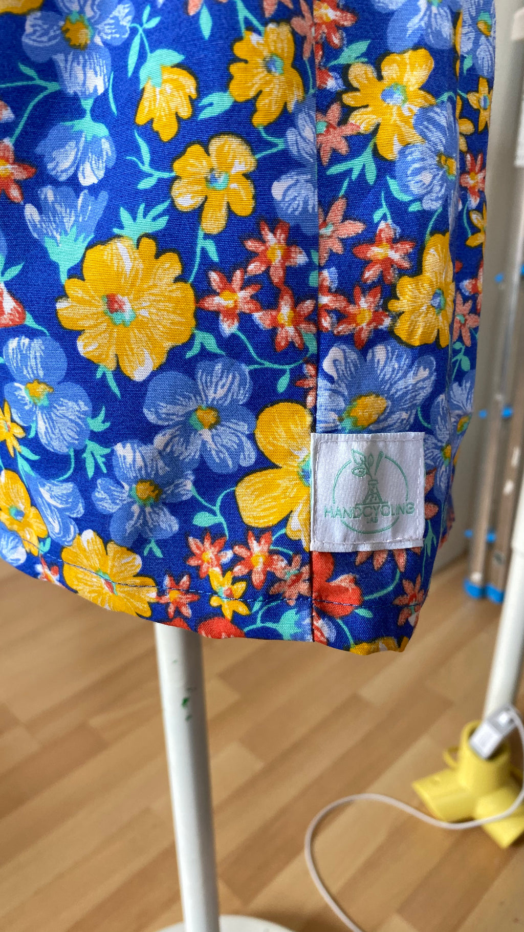 Ensemble short • T. L  • ensemble bleu fleuris