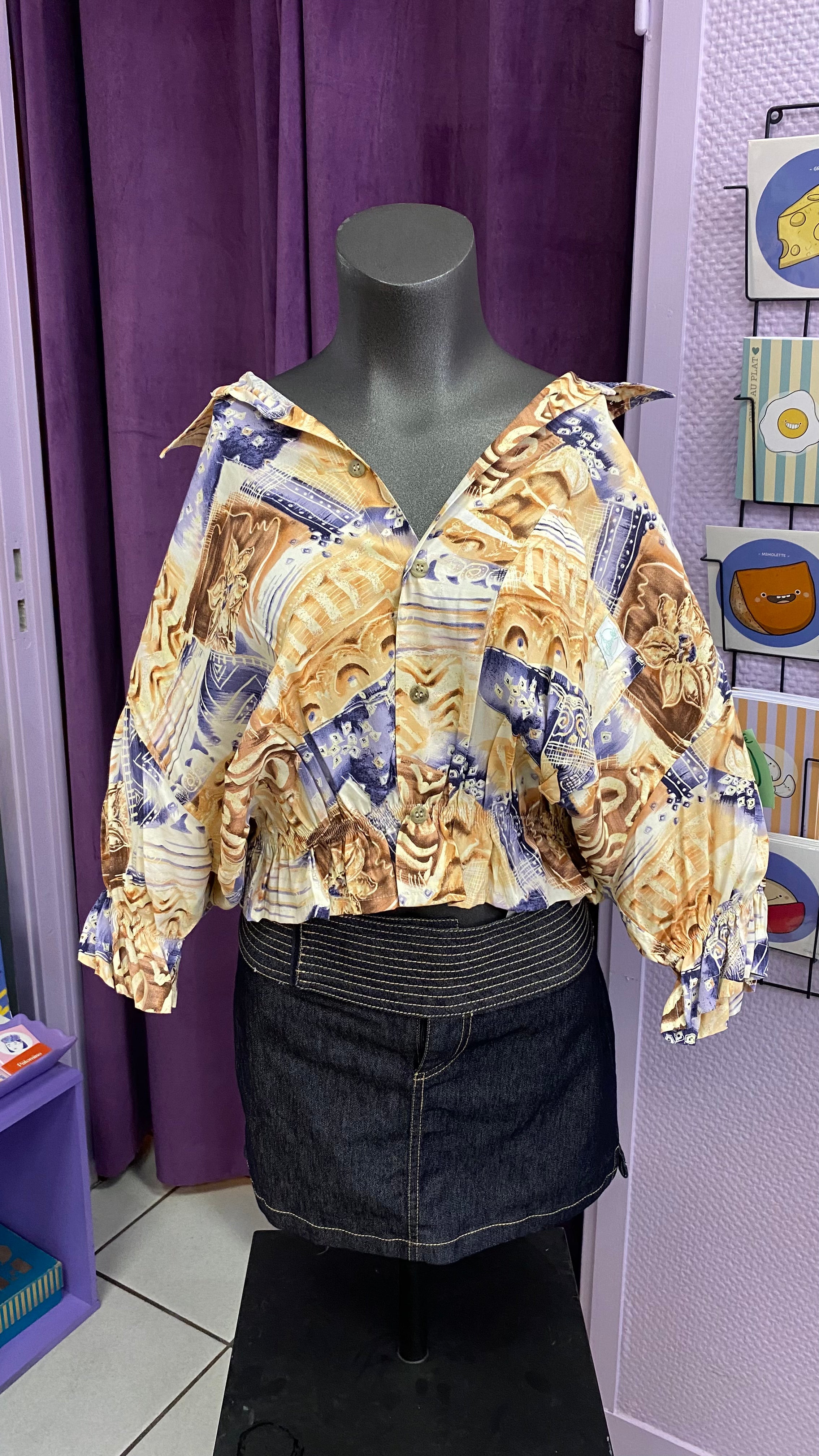 Intemporelle • T. 38 à 44 • Chemise crop élastiquée bariolée beige bleu
