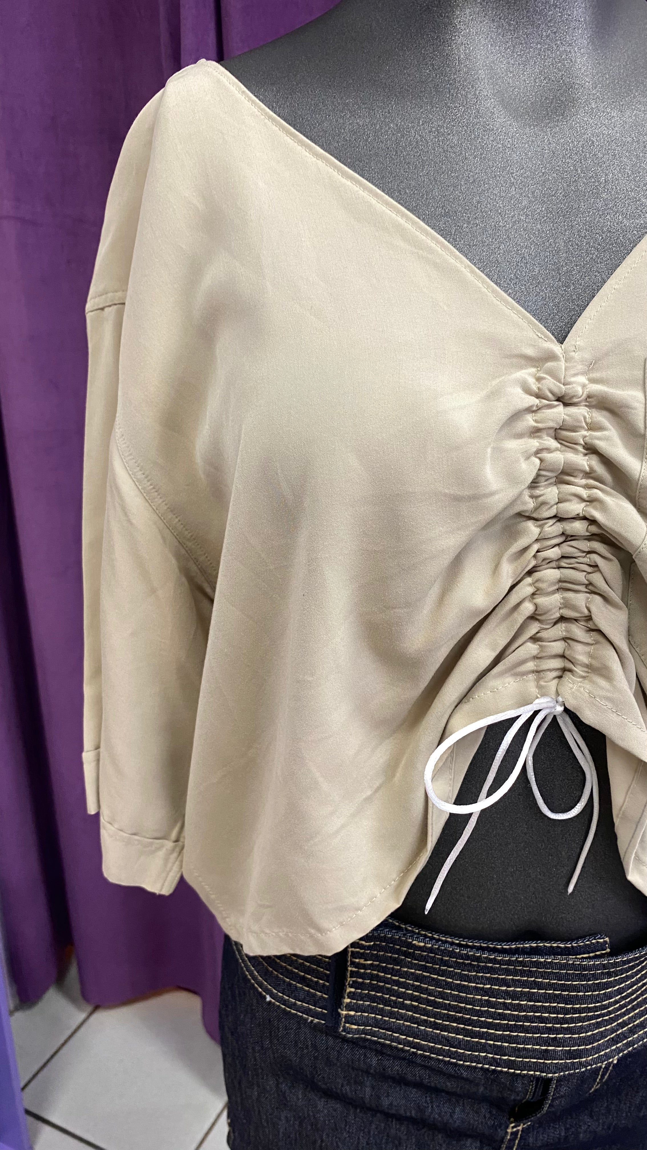 Monarque • T. 36 à 42 • Chemise papillon beige