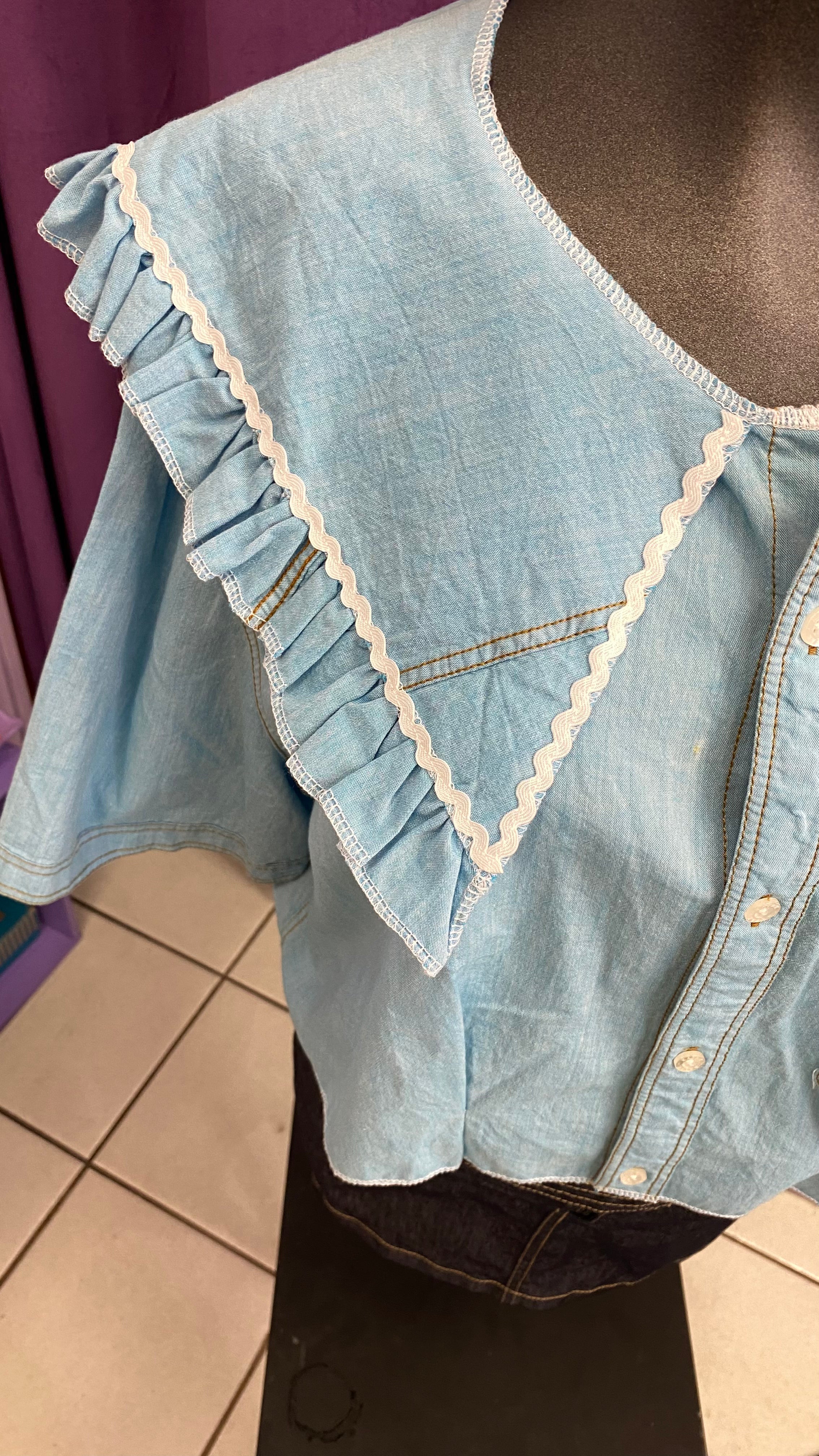 Sweaties • T.42 à 48 • Chemise grand col jeans clair