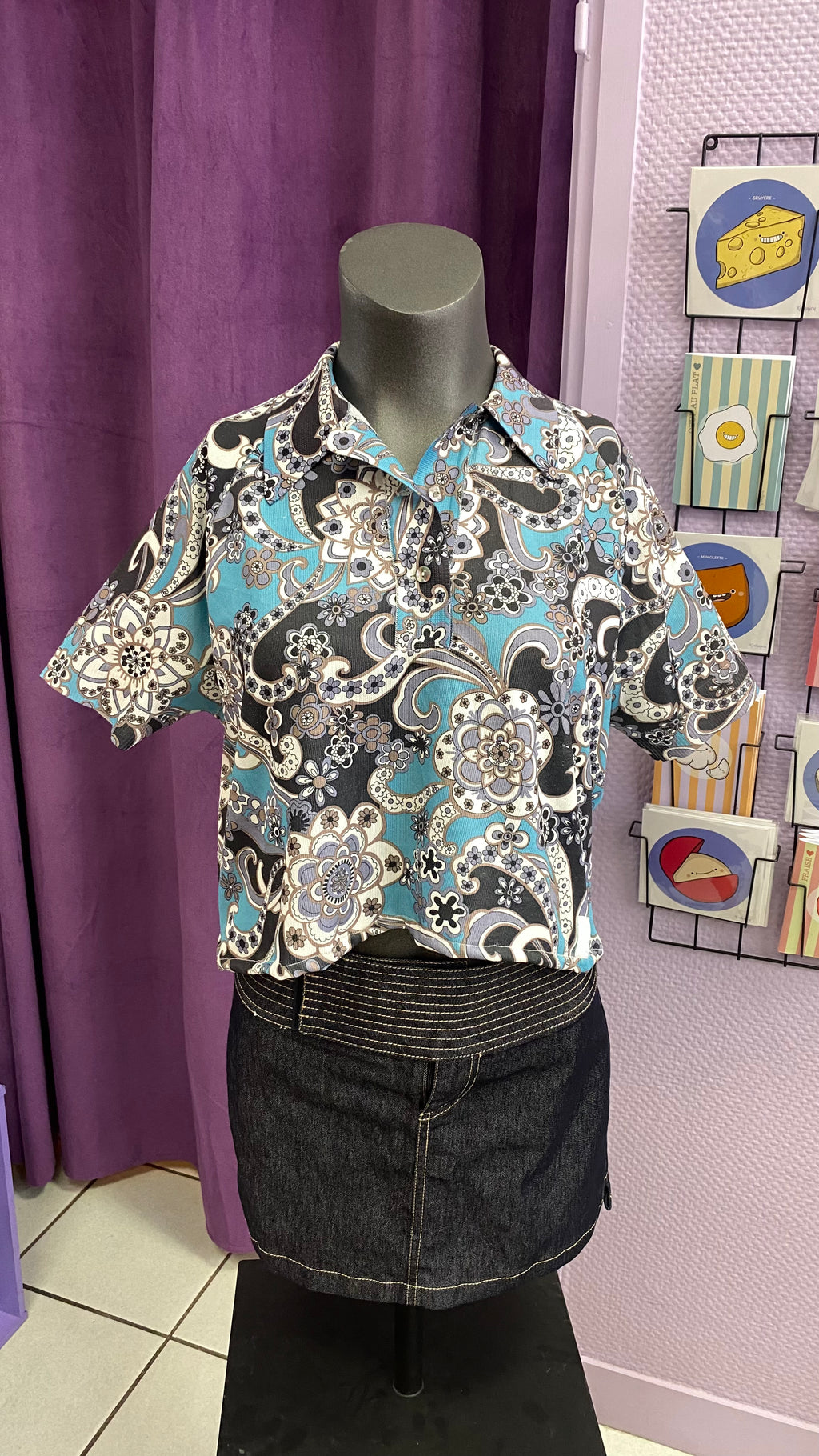 Cropped • T. 38 à 42 • Polo 70s motifs bleu & gris