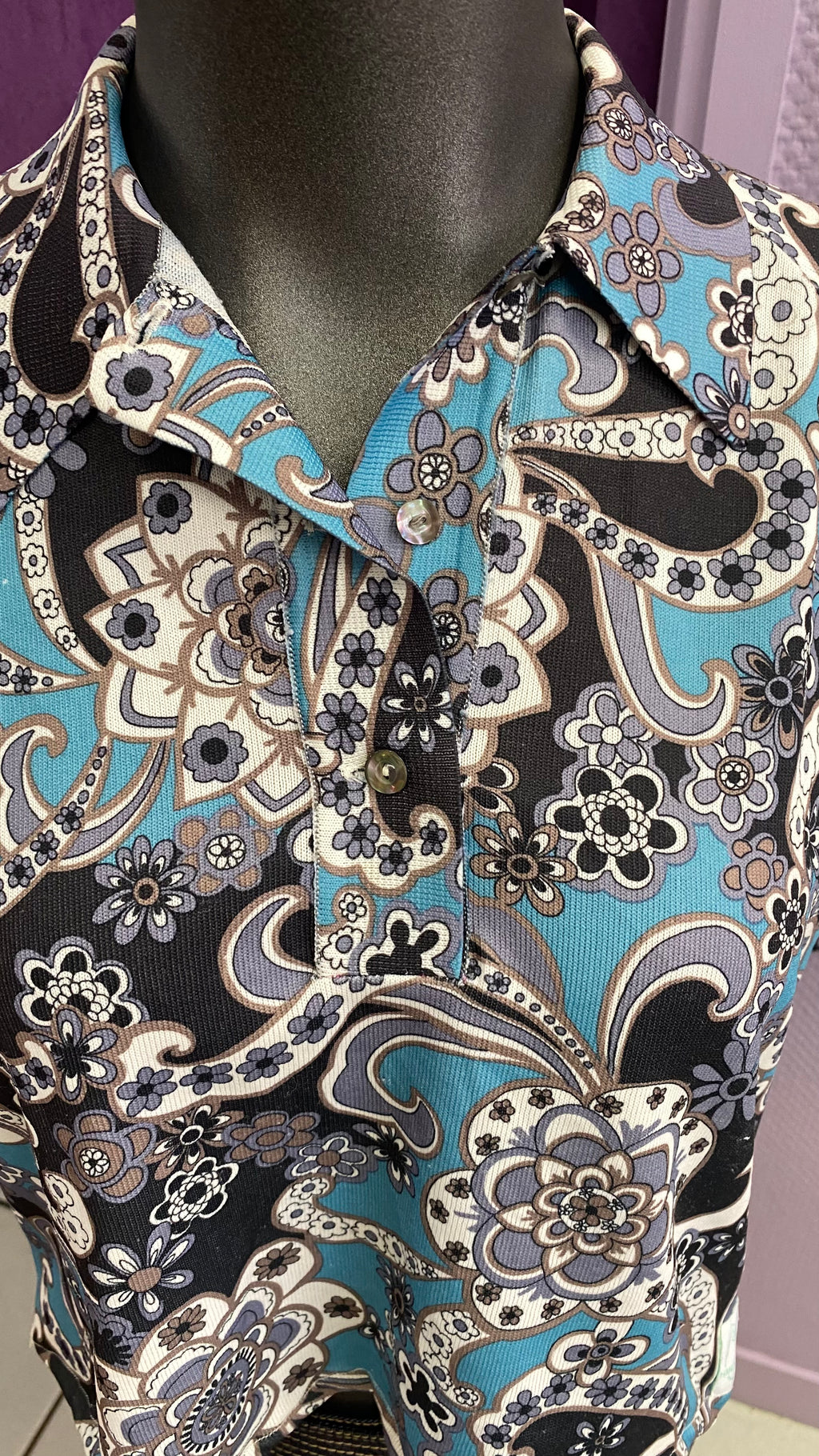 Cropped • T. 38 à 42 • Polo 70s motifs bleu & gris
