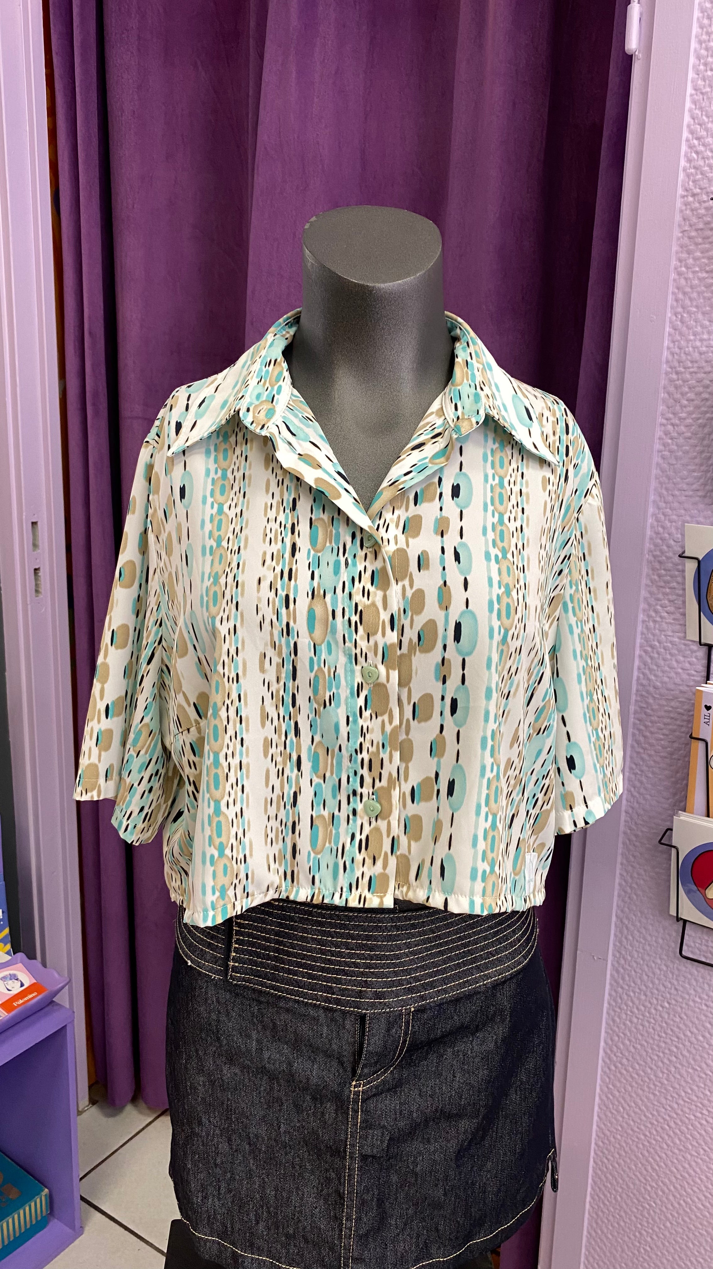 Cropped • T. 36 à 44 • Chemise blanc motifs ronds