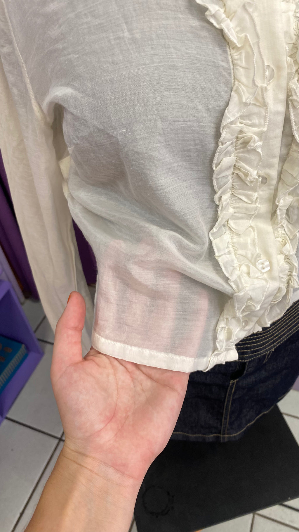 Cropped • T. 32 à 36 • Chemise voilage crème à froufrou