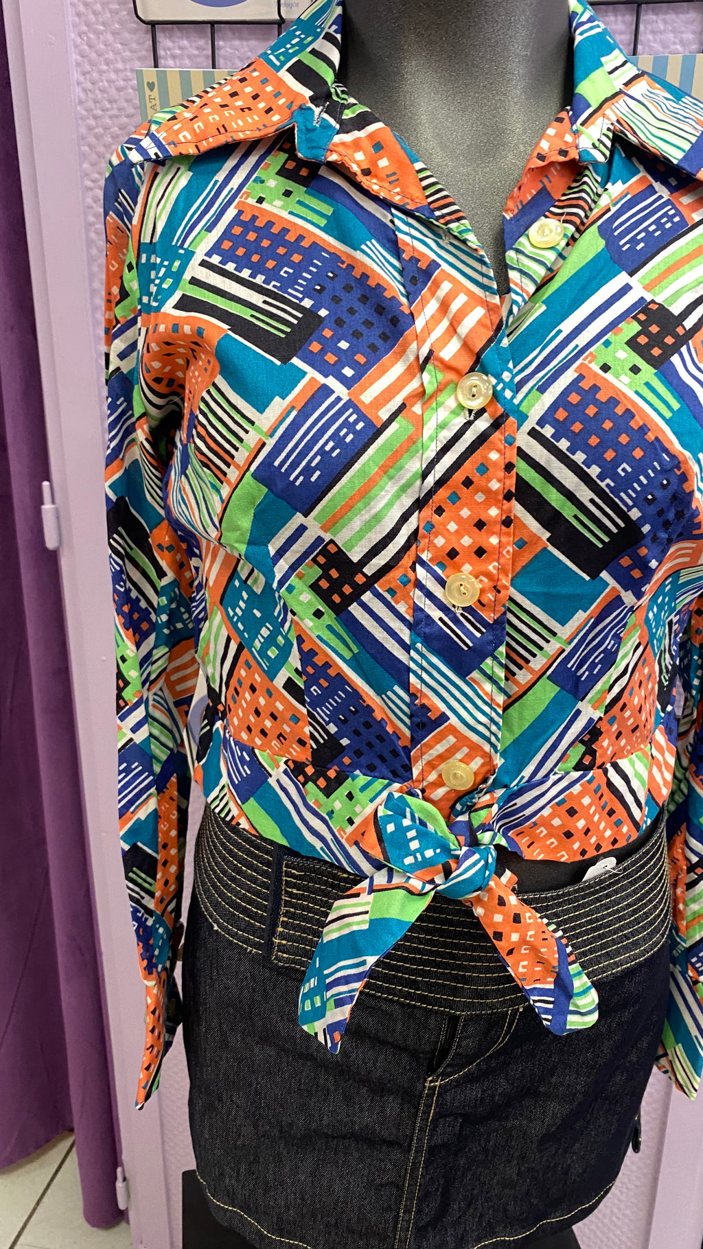 Cropped • T. 34 à 36 • Chemise 70s à nouer
