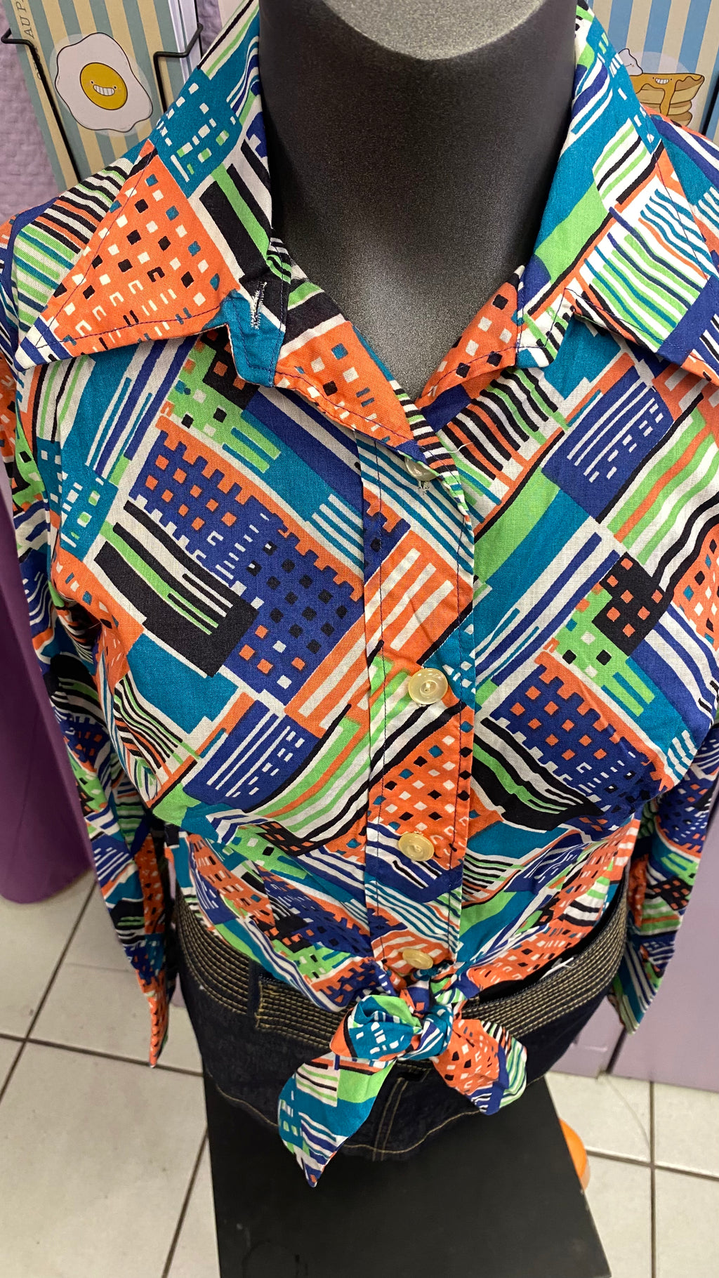 Cropped • T. 34 à 36 • Chemise 70s à nouer