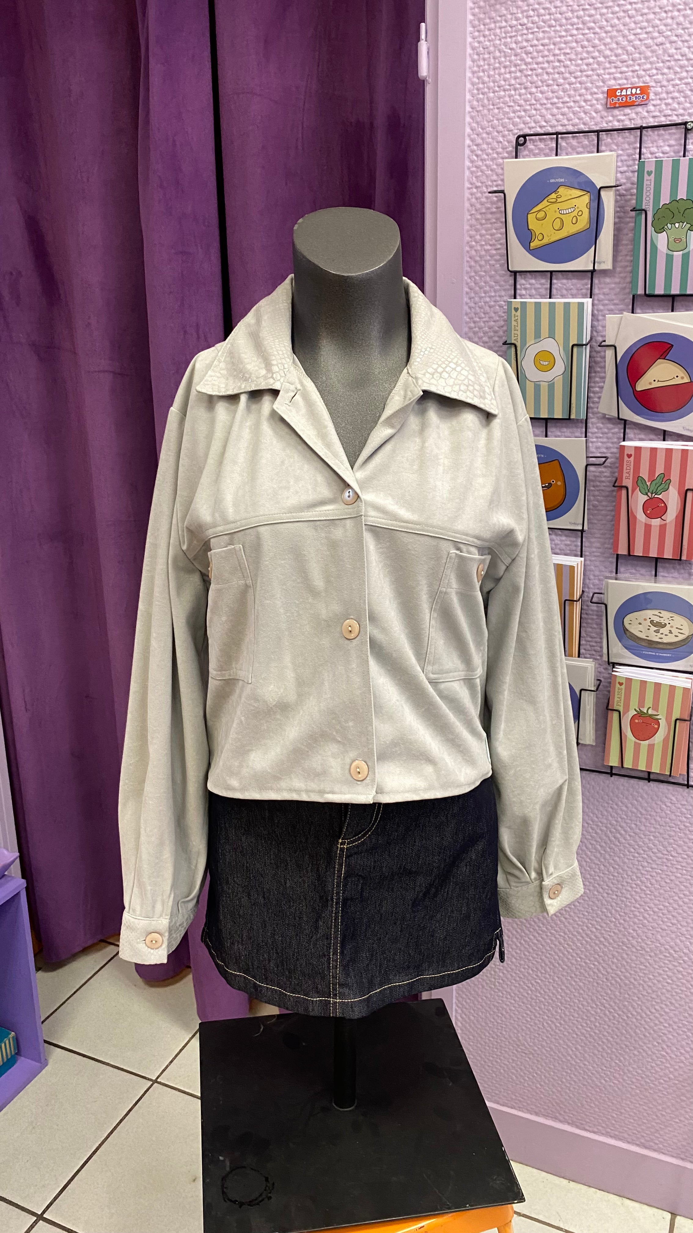 Cropped Jacket • T.34 à 40 • Veste courte gris douce
