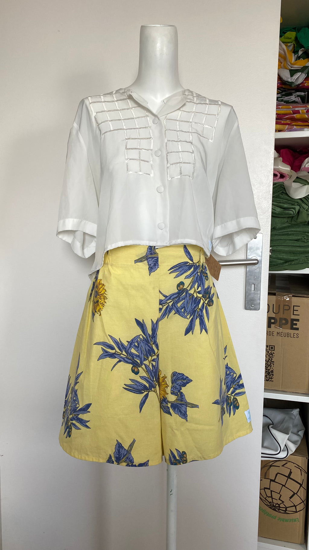 Short • T.XL • Short upcyclé jaune provençal