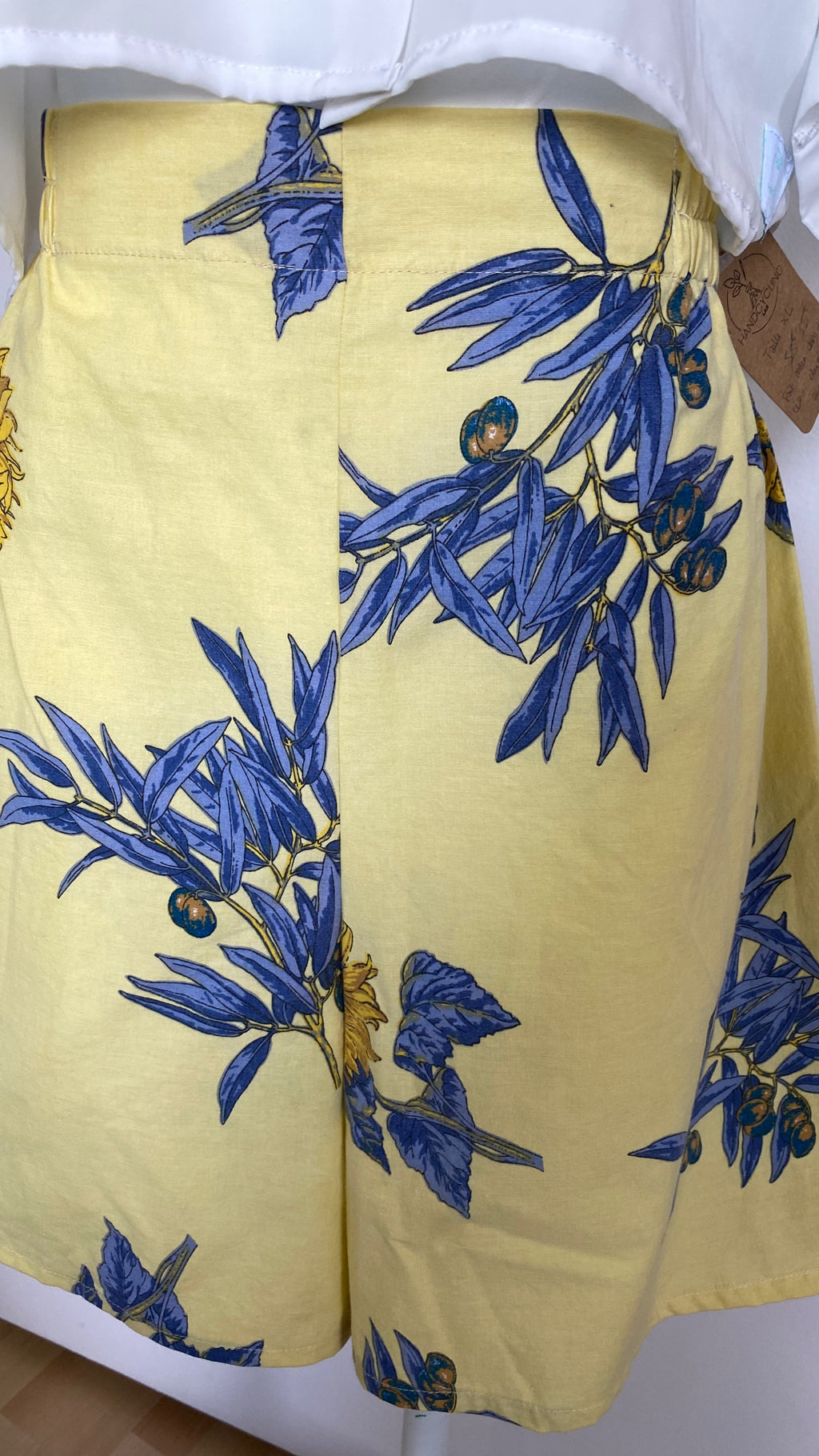 Short • T.XL • Short upcyclé jaune provençal