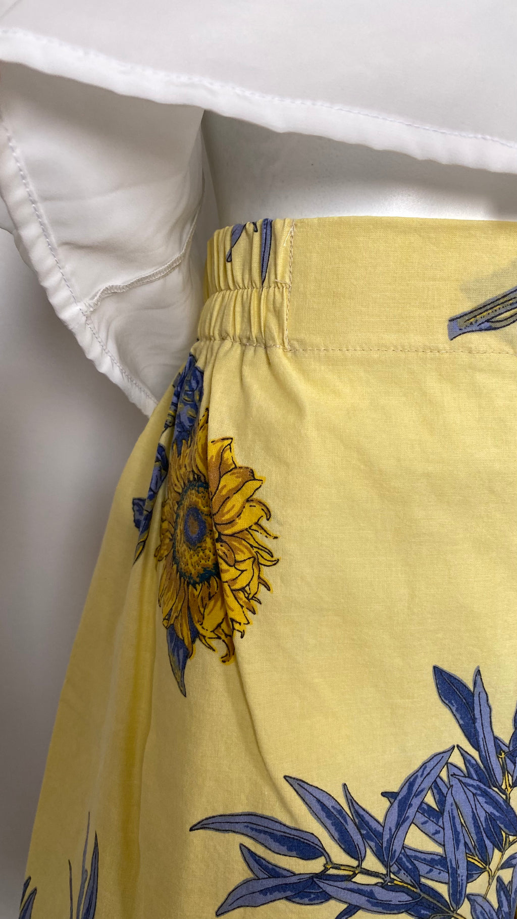 Short • T.XL • Short upcyclé jaune provençal