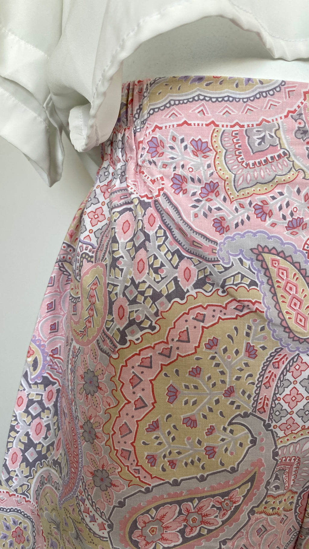 Short • T.S • Short upcyclé pastel à motifs