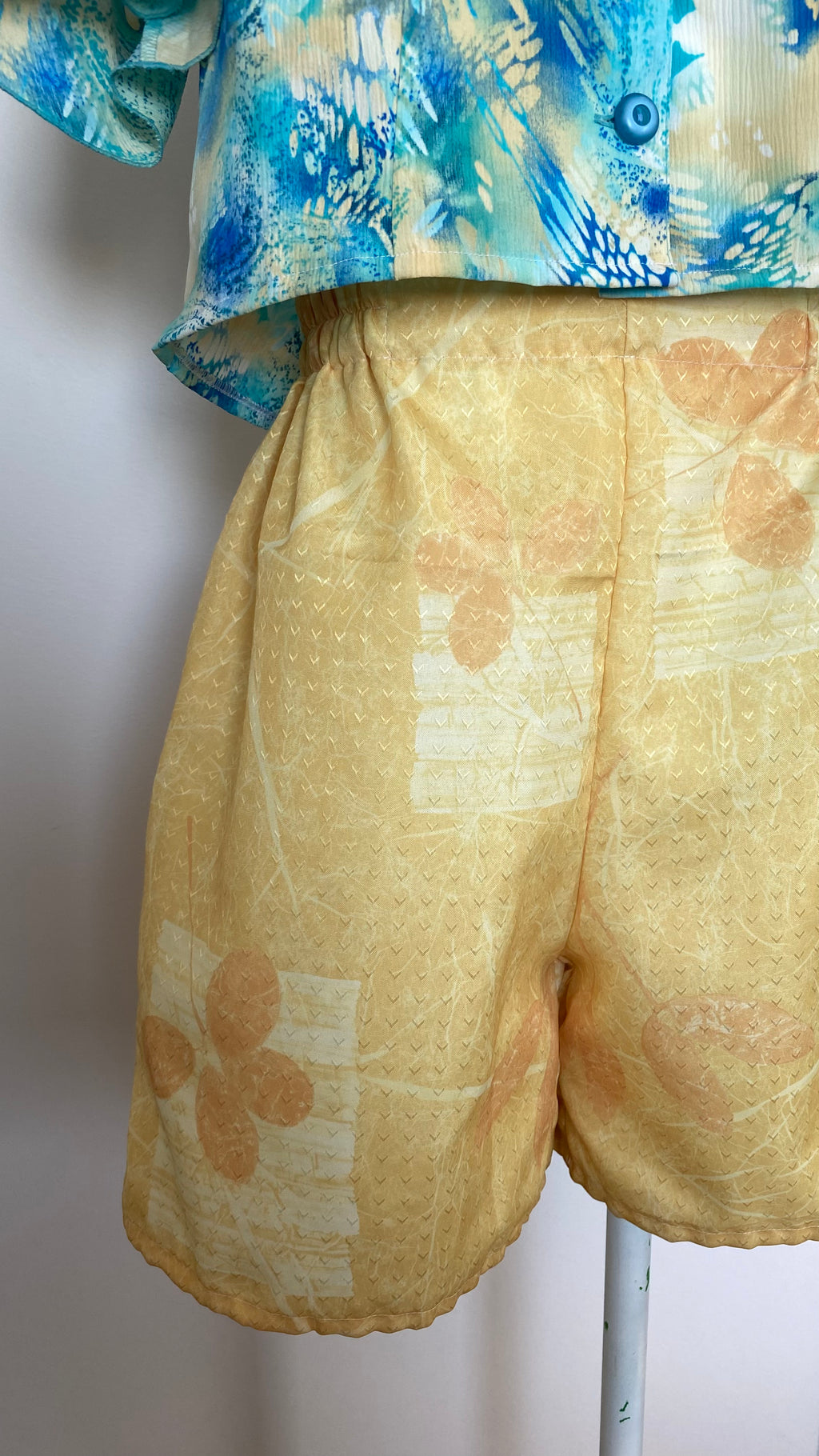 Short • T.M • Short upcyclé jaune texturé