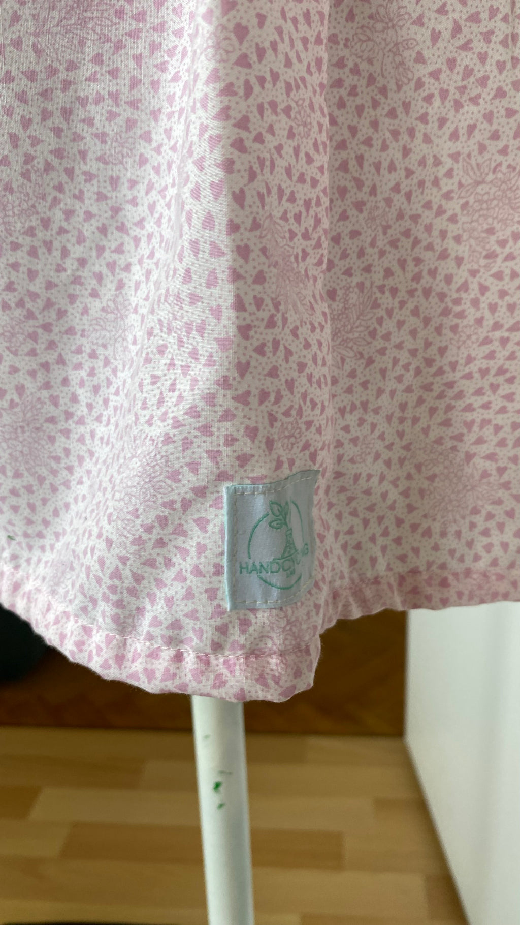 Short • T.L • Short upcyclé rose pastel motifs coeurs