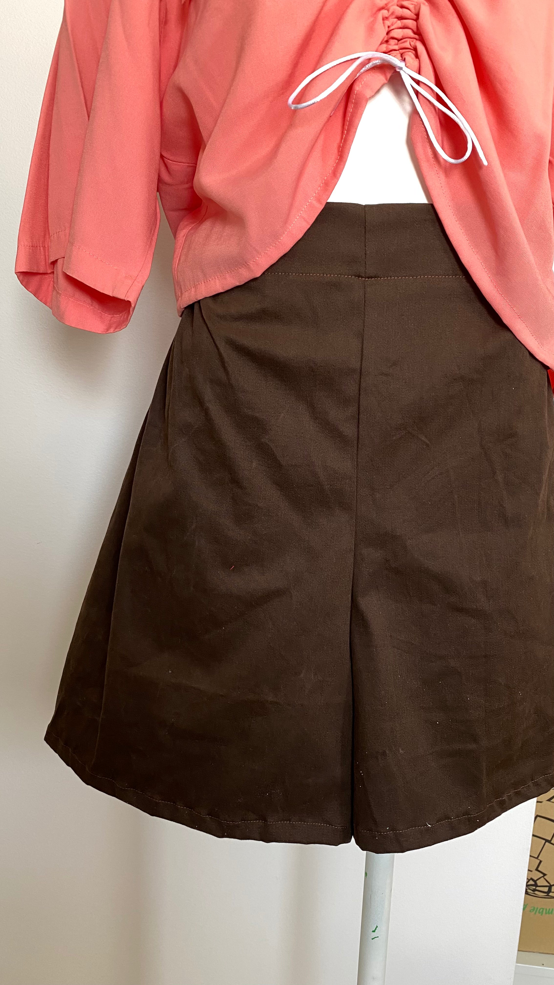 Short • T.XL • Short upcyclé marron épais