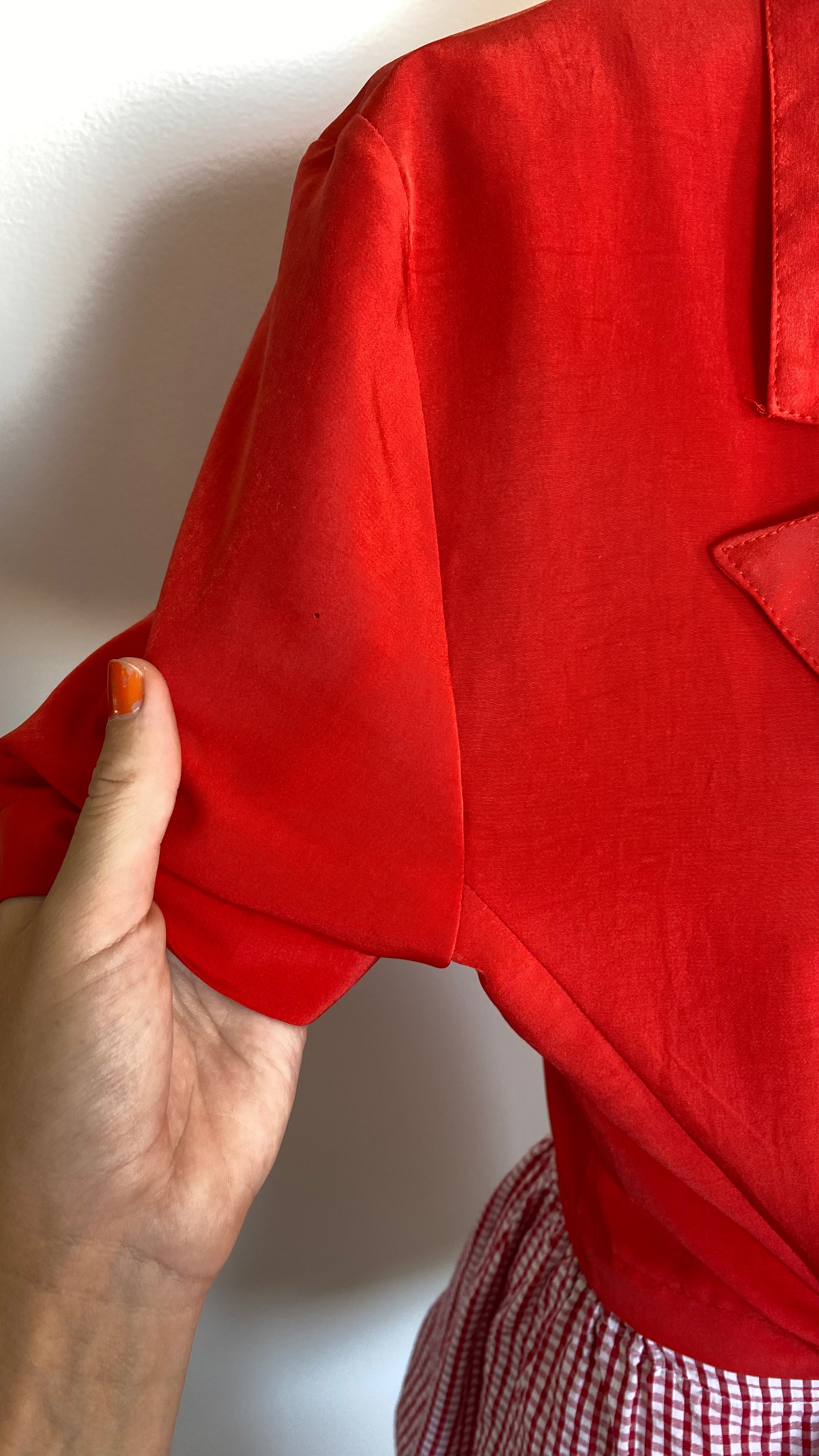 Cropped • T.34 à 36 • Chemise rouge à fleurs jaunes