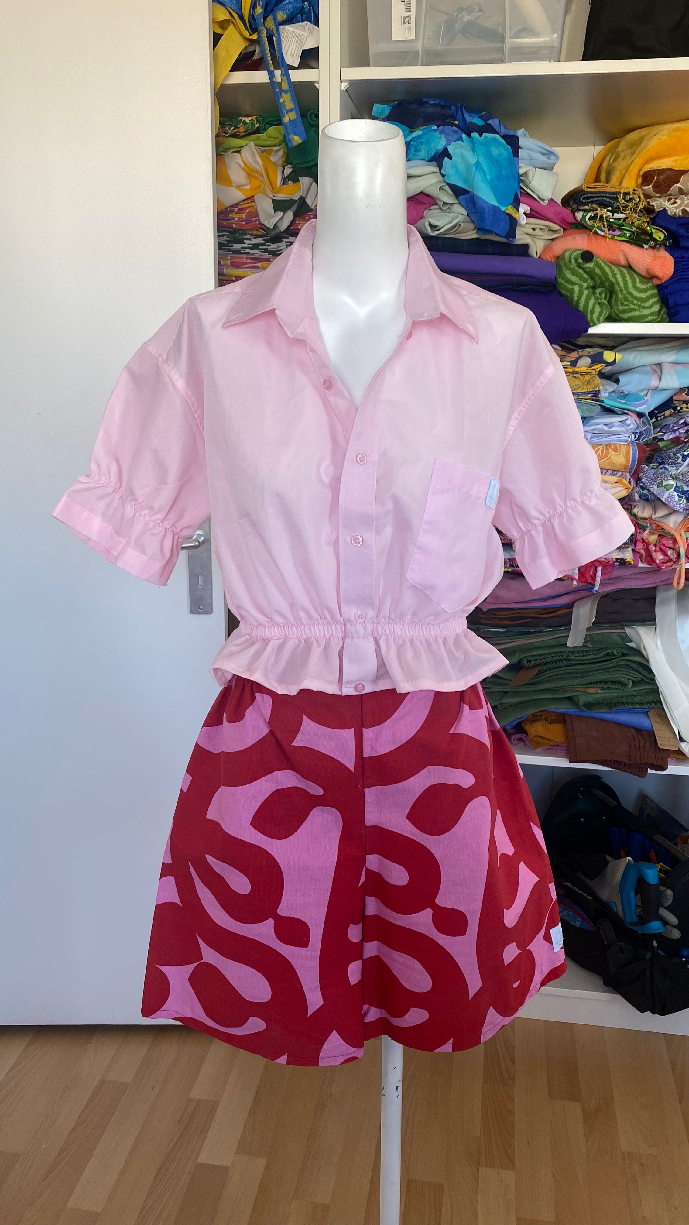 Intemporelle • T.32 à 36 • Chemise crop rose pastel