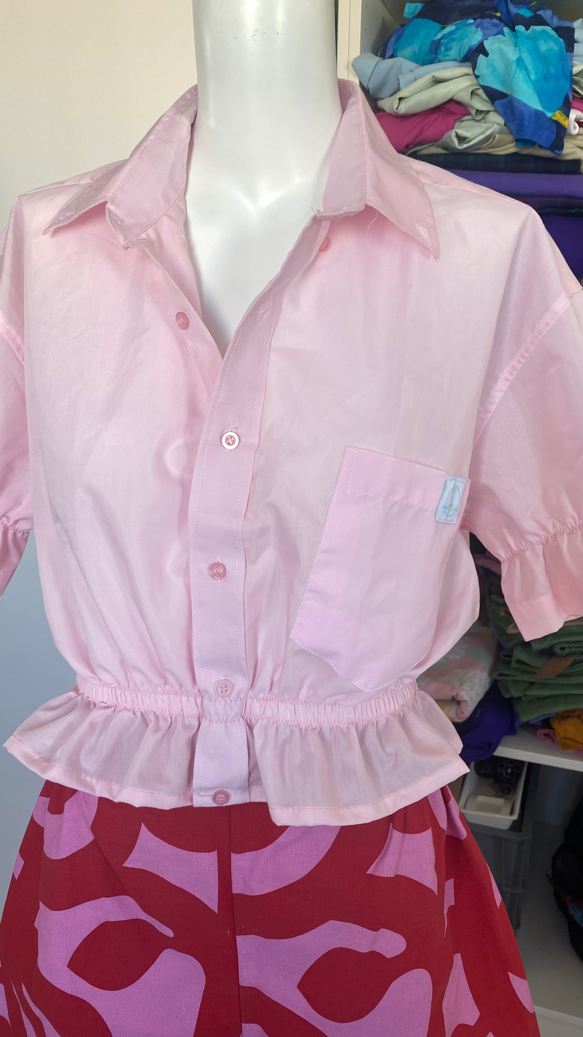 Intemporelle • T.32 à 36 • Chemise crop rose pastel