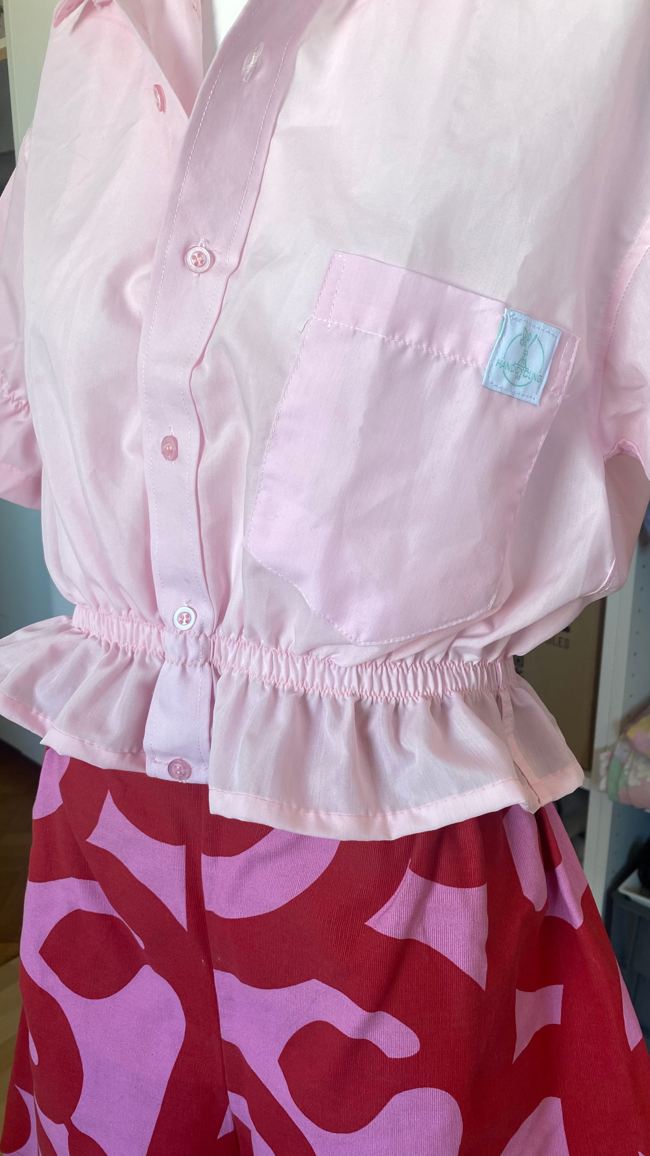 Intemporelle • T.32 à 36 • Chemise crop rose pastel