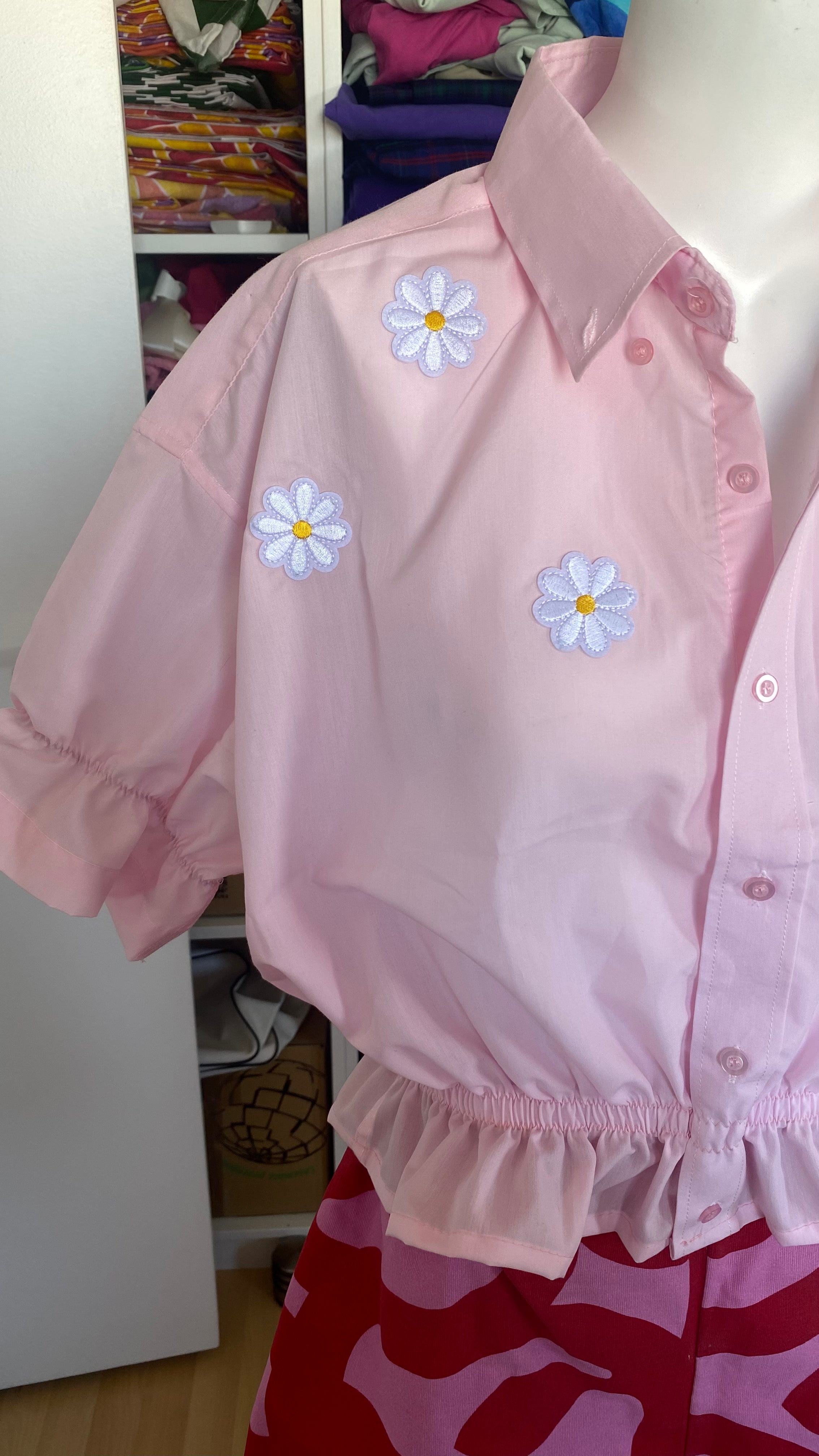 Intemporelle • T. 36 à 40 • Chemise crop rose pastel à fleurs
