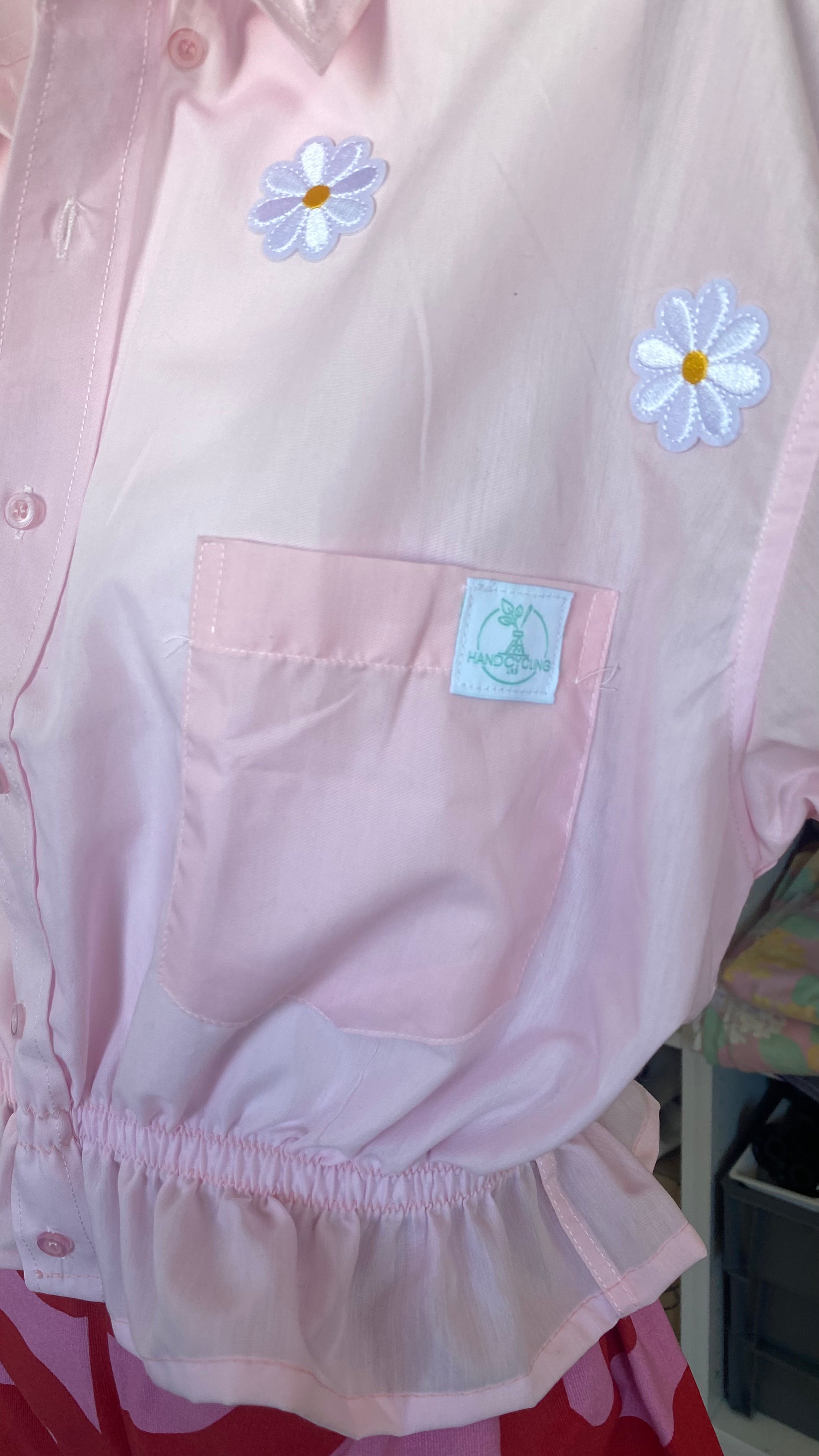 Intemporelle • T. 36 à 40 • Chemise crop rose pastel à fleurs