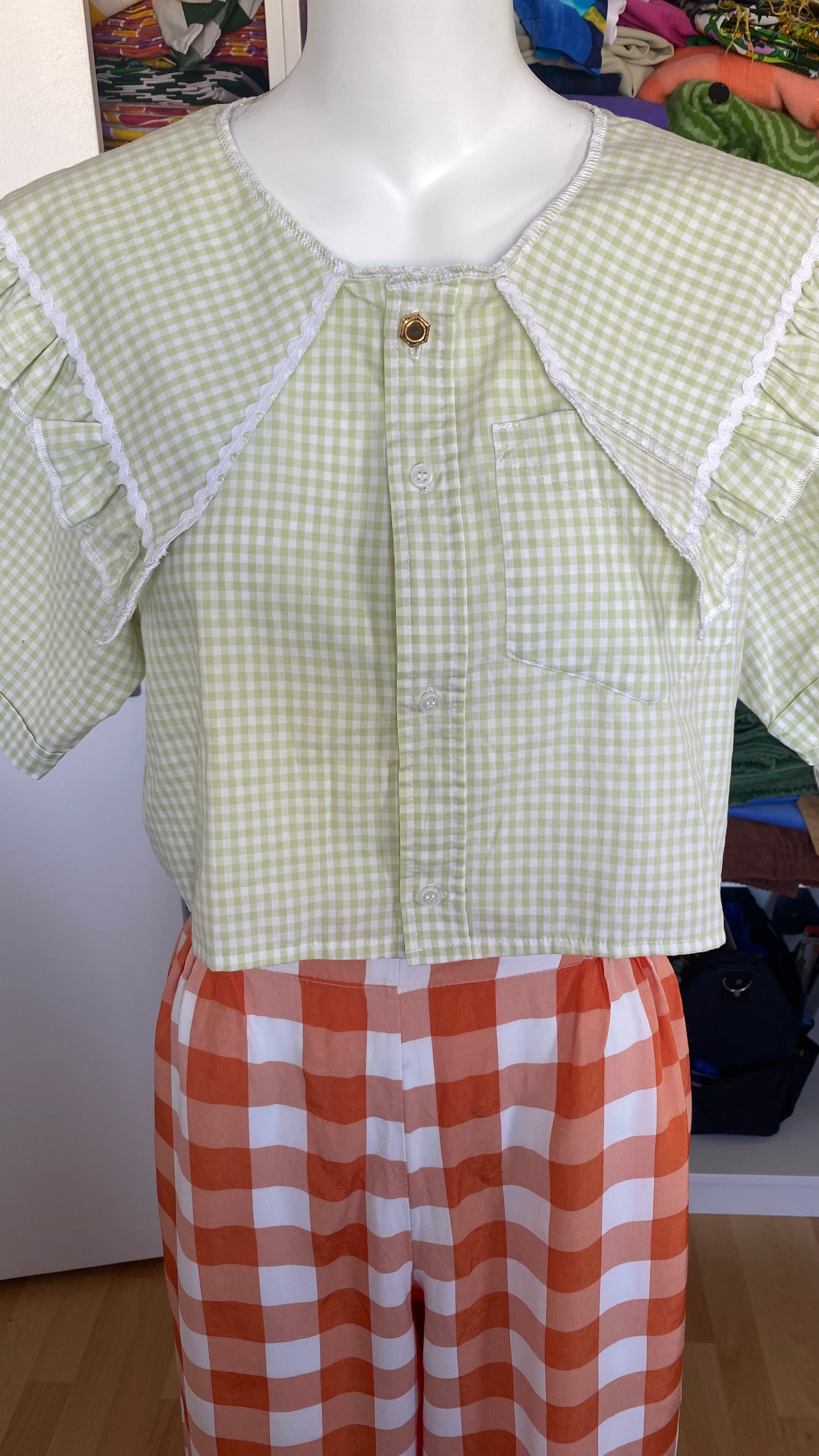 Sweaties • T.32 à 38 • Chemise grand col vichy vert pomme