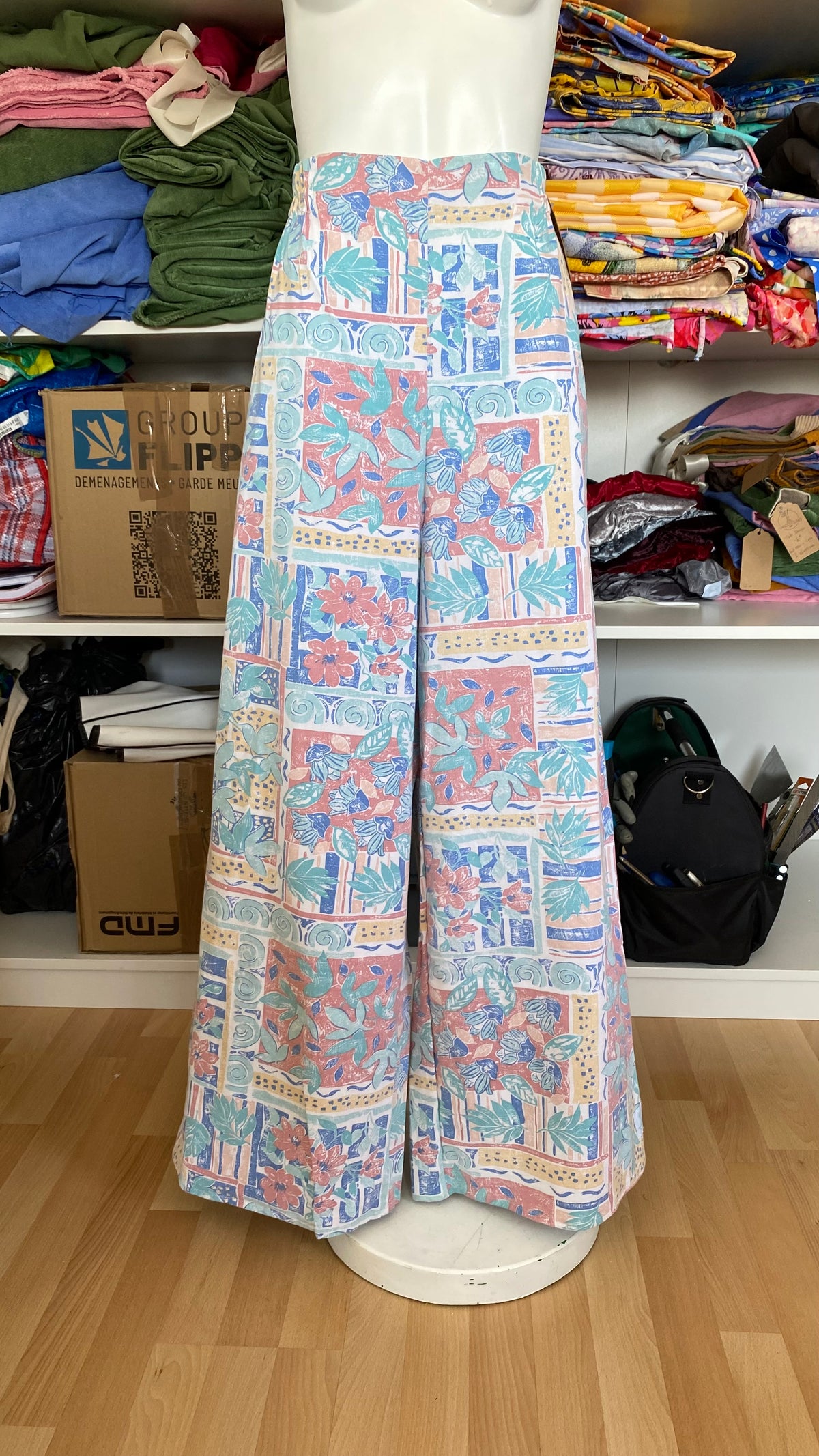 Pants • Taille XL • Pantalon upcyclé à motifs pastel