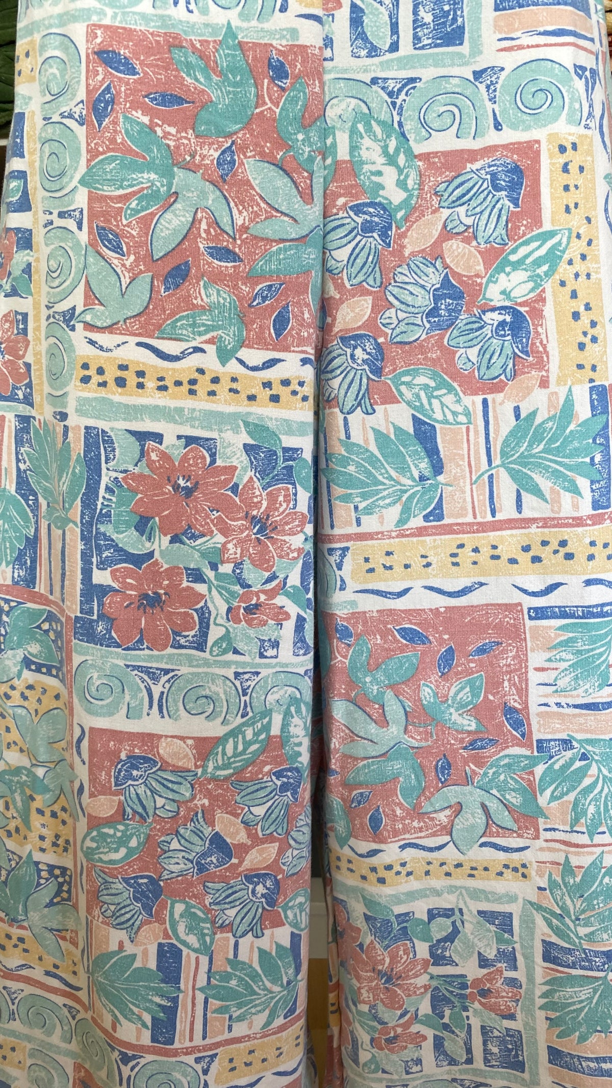 Pants • Taille XL • Pantalon upcyclé à motifs pastel